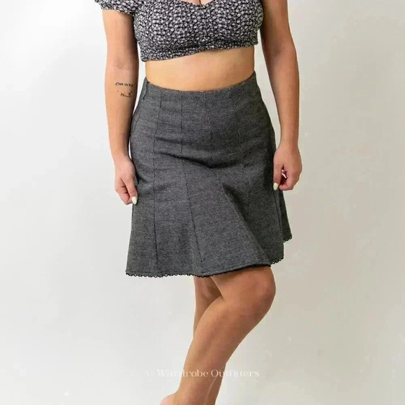 LBK Grey Midi Pleated Swing A-Skirt - Picture 4 of 6